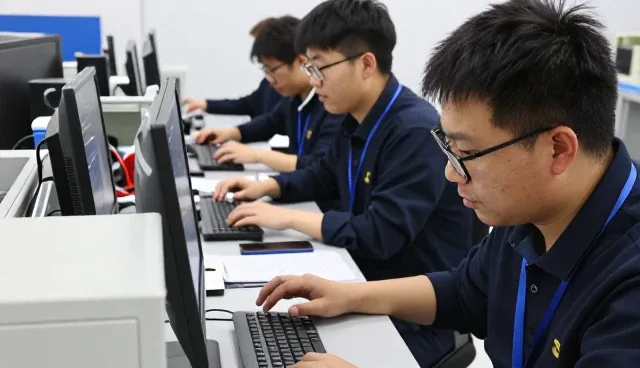 软件开发定制应用范围不断扩大